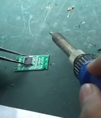 U盘组装焊接视频