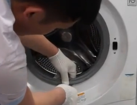 滚筒洗衣机的拆卸视频