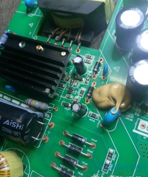 长虹电源板5AARCT芯片可以用7536代换 第2张