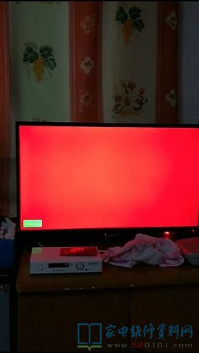 飞利浦32寸液晶电视出现红绿蓝白交替显示的故障维修 第2张