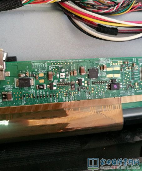 海尔LED32A950液晶电视灰屏故障维修 第2张