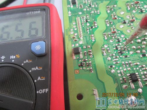 松下TH-L32CH5C液晶电视开机三无的故障维修 第5张