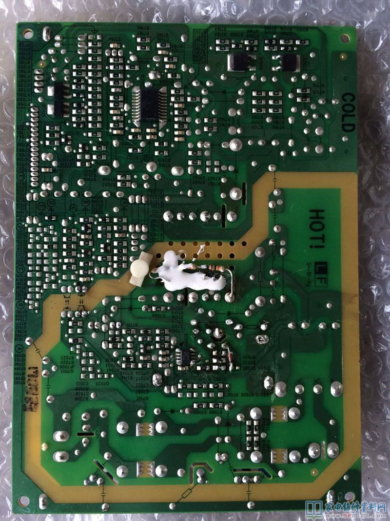 夏普LCD-32LX440A液晶不定时自动开关机的故障维修 第1张