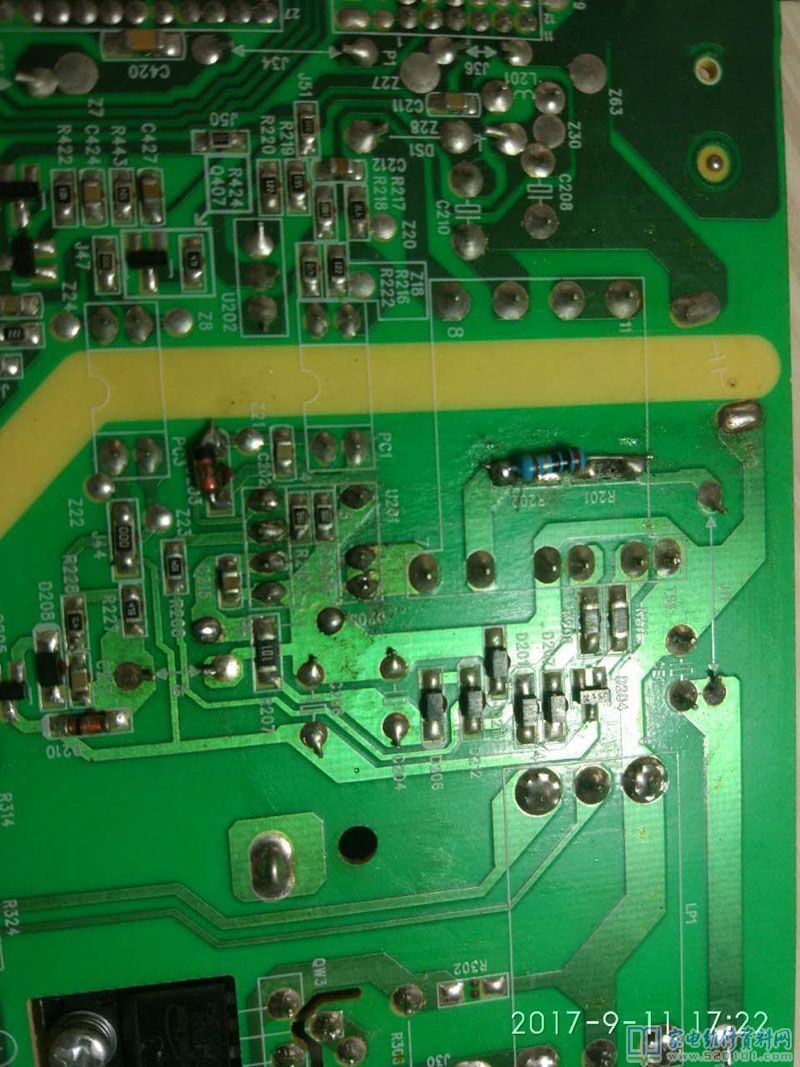 TCL 40寸液晶电视开机三无的电源板副电源故障维修 第3张