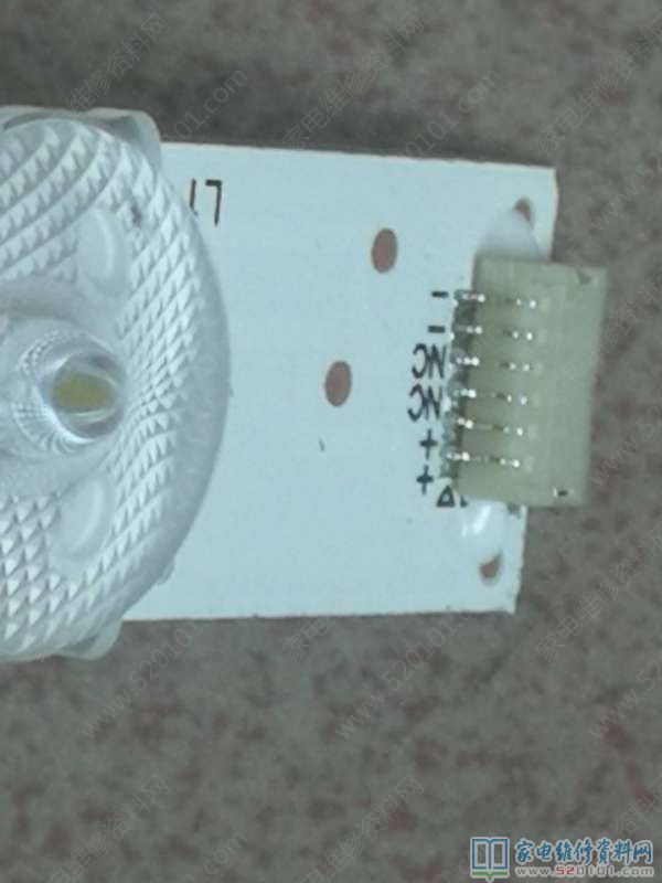 海信LED49EC270W液晶电视指示蓝灯亮但不开机的维修 第2张