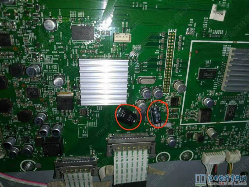 海信LED47T29GP液晶电视不定时花屏的故障维修 第3张