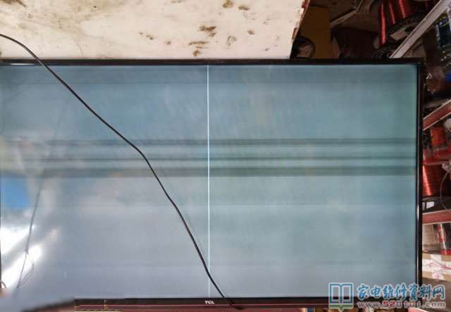 TCL L48F3320-3D液晶电视屏幕有竖线和横线的故障维修 第2张