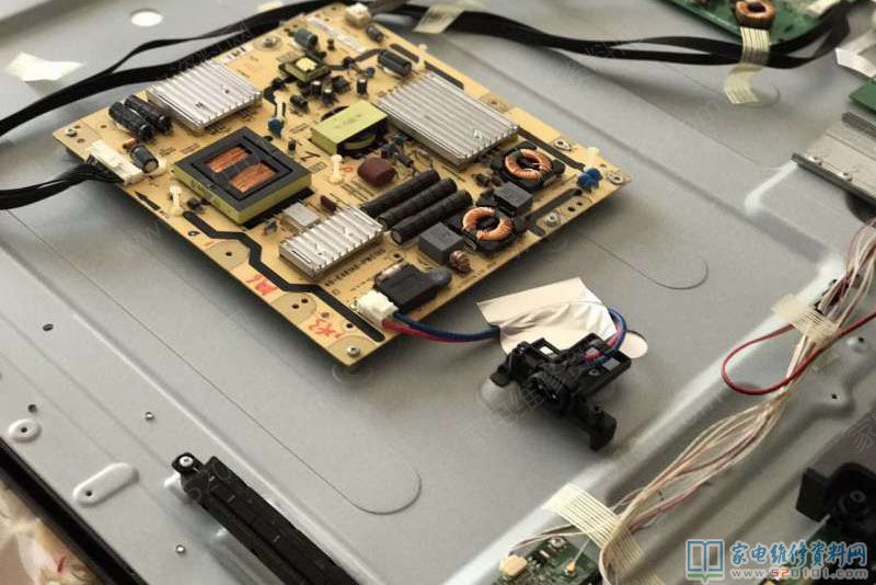 东芝55L3305C液晶电视不开机的故障维修 第4张 东芝55L3305C液晶电视不开机的故障维修 第4张