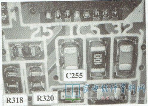 长虹55Q1FU液晶电视热机后图像发白的维修 第1张