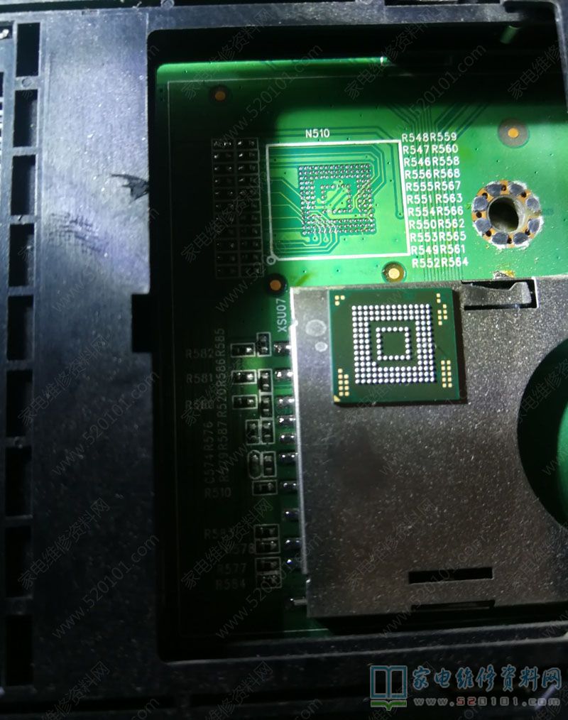 康佳LED49R6610液晶电视出现红绿蓝自检画面的维修 第1张