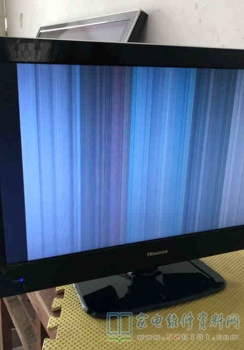 海信TLM26E01液晶电视花屏的故障维修 第1张