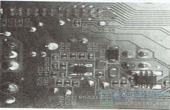 夏普LCD-52X50A液晶电视红灯闪烁2次后不开机的维修 第1张