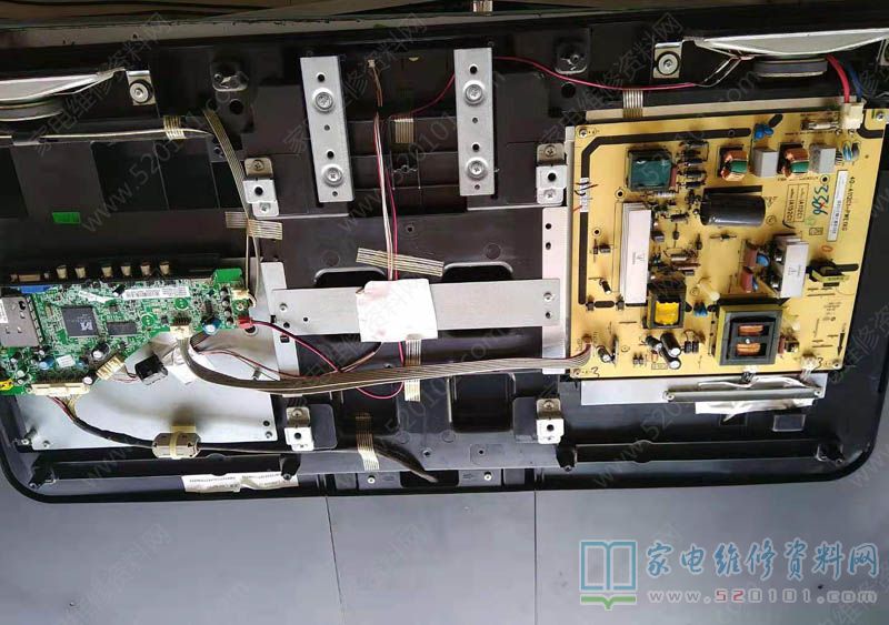 TCL L40P60FBD液晶电视开机三无的故障维修 第3张