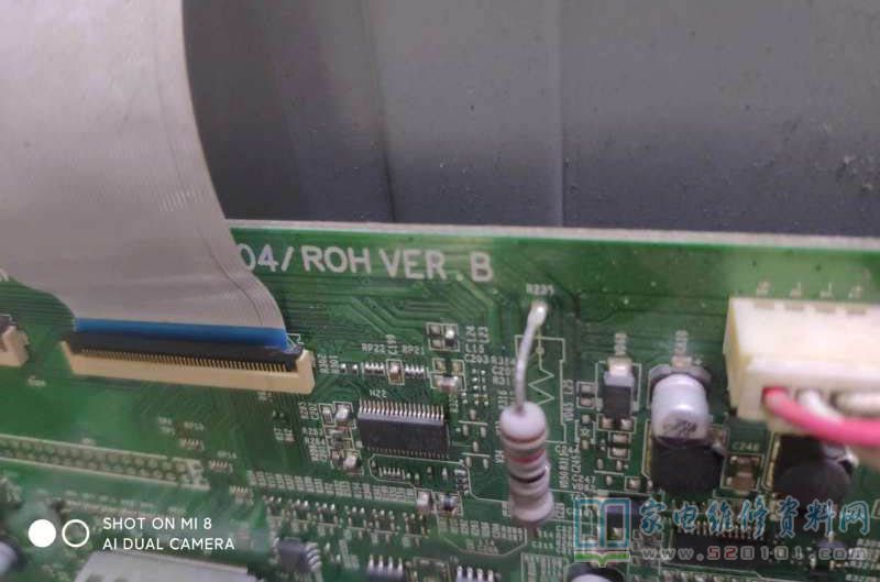 海信TLM32V66A液晶电视蓝灯变红灯二次无法开机的维修 第1张