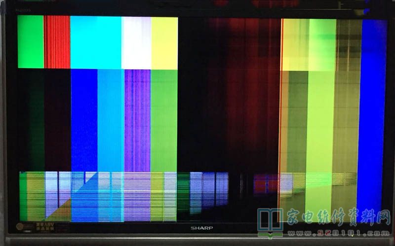 夏普LCD-46GX3液晶电视图像竖彩条的故障维修 第1张